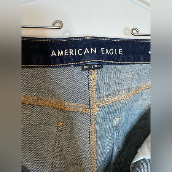 Women’s Curvy Super Hi-Rise Flare Jean - Picture 5 of 6